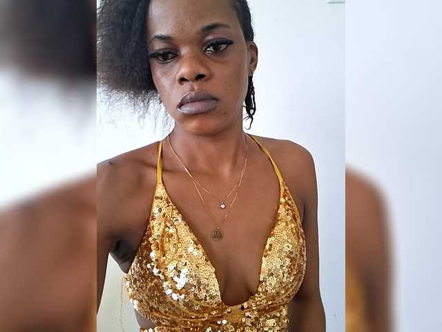 GlobeTrottieHottie1's BongaCams show and profile