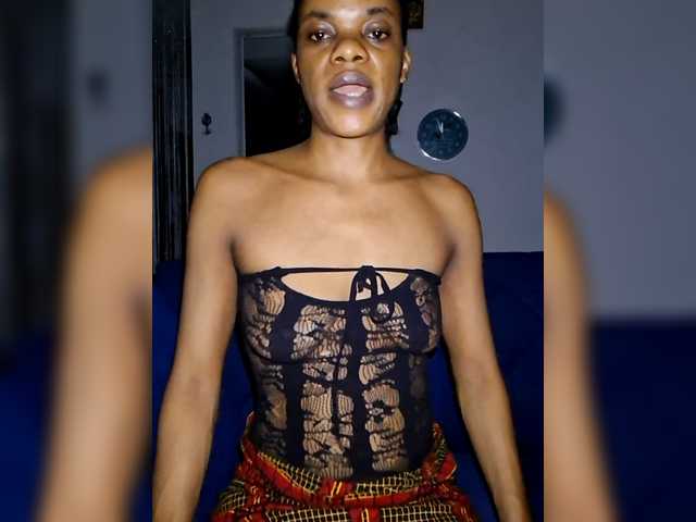 GlobeTrottieHottie1's BongaCams show and profile