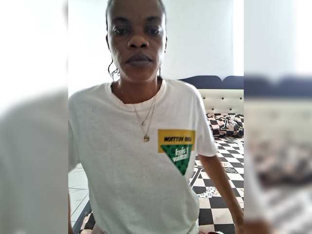 GlobeTrottieHottie1's BongaCams show and profile