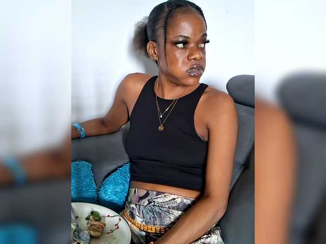 GlobeTrottieHottie1's BongaCams show and profile