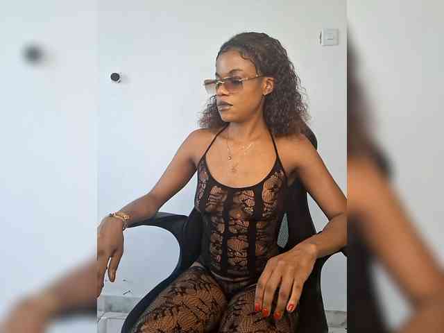 GlobeTrottieHottie1 webcam