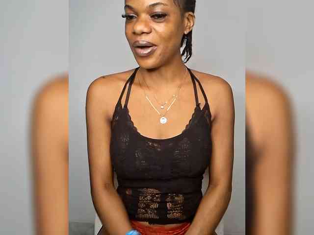 GlobeTrottieHottie1 webcam