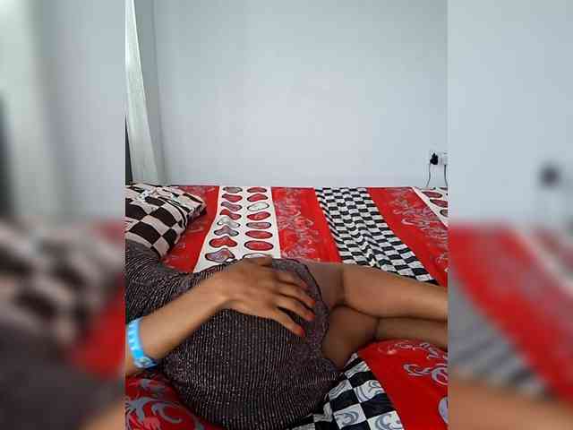 GlobeTrottieHottie1 webcam