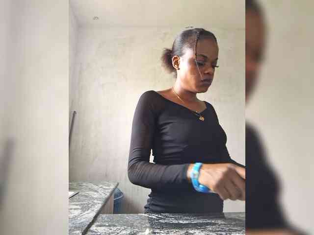 GlobeTrottieHottie1 webcam