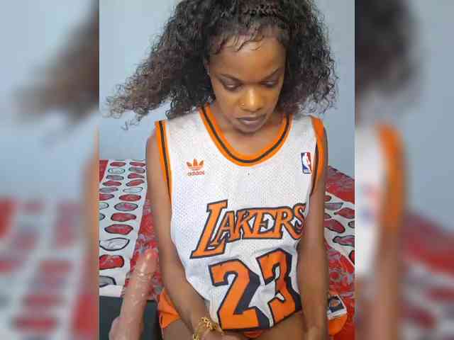 GlobeTrottieHottie1 webcam