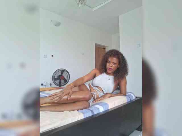 GlobeTrottieHottie1 webcam