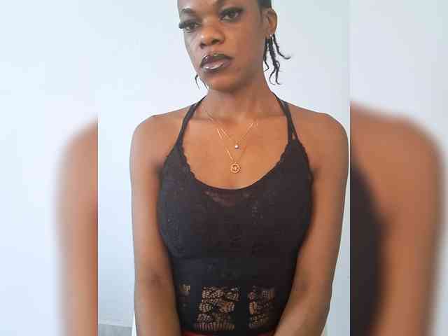 GlobeTrottieHottie1 webcam