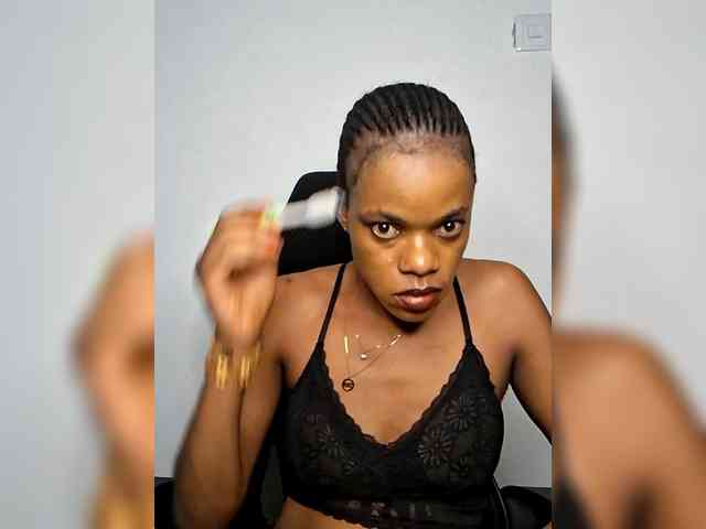 GlobeTrottieHottie1 webcam