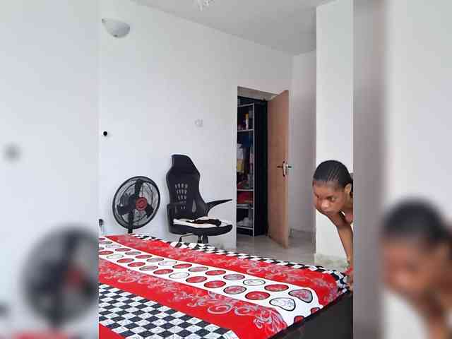 GlobeTrottieHottie1 webcam