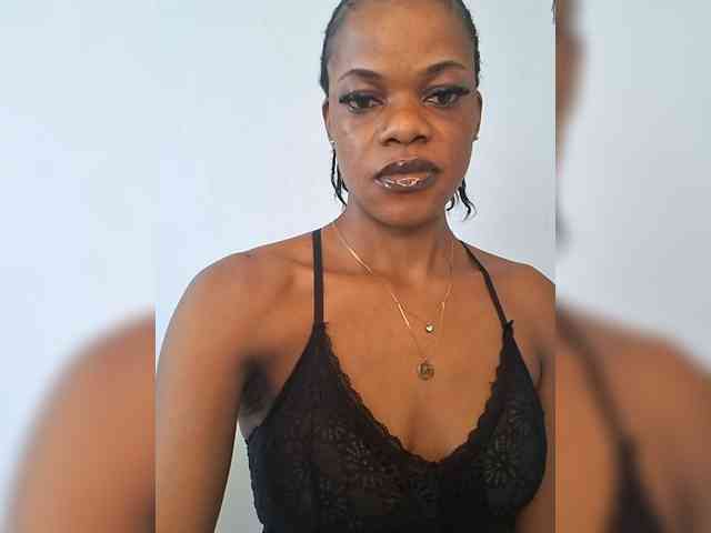 GlobeTrottieHottie1 webcam