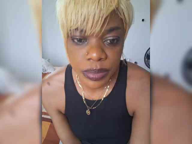 GlobeTrottieHottie1 webcam