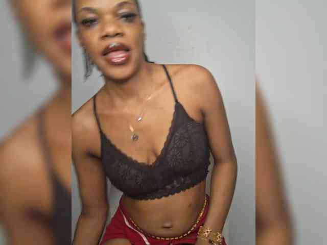 GlobeTrottieHottie1 webcam