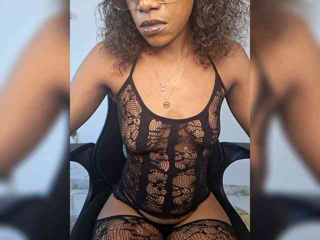 GlobeTrottieHottie1 webcam