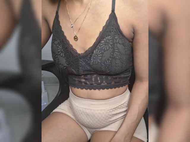 GlobeTrottieHottie1 webcam