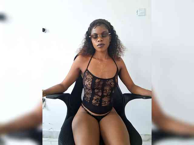 GlobeTrottieHottie1 webcam