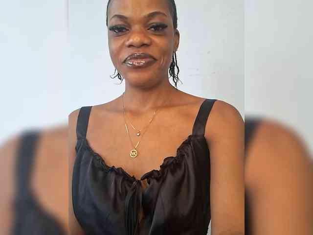 GlobeTrottieHottie1 webcam