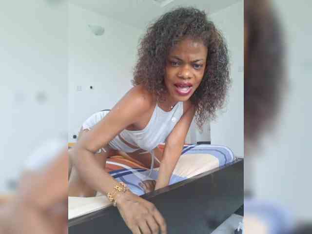 GlobeTrottieHottie1 GlobeTrottieHottie1