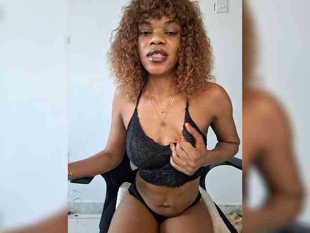 GlobeTrottieHottie1 webcam