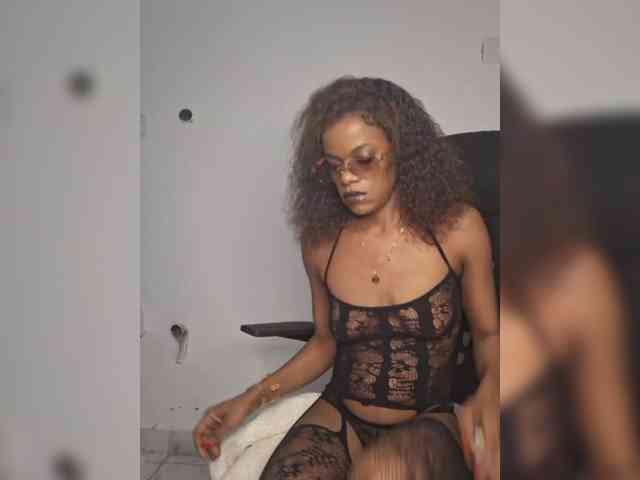 GlobeTrottieHottie1 webcam