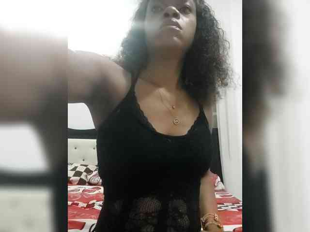 GlobeTrottieHottie1 webcam