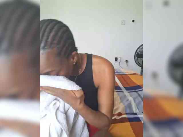 GlobeTrottieHottie1 webcam