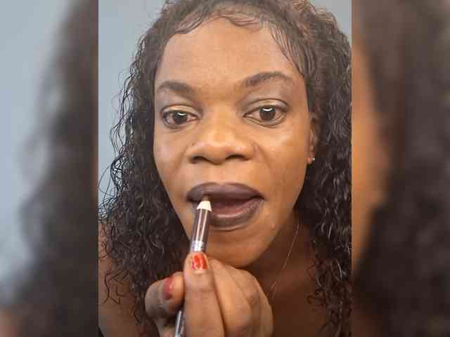 GlobeTrottieHottie1 webcam