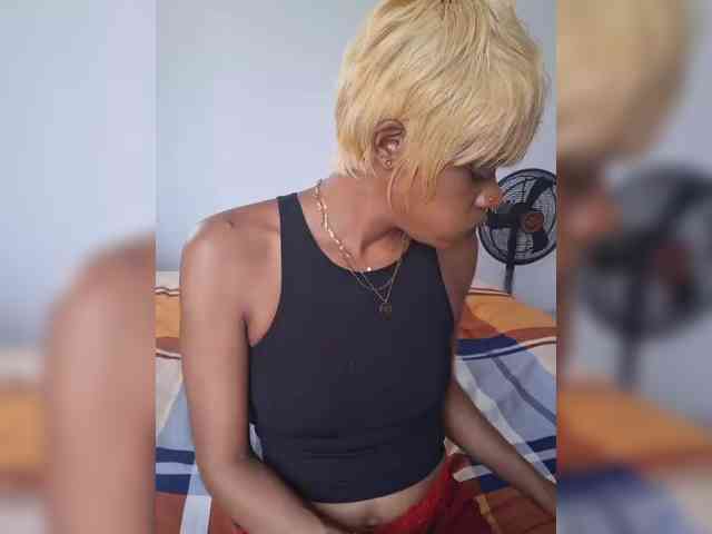 GlobeTrottieHottie1 webcam