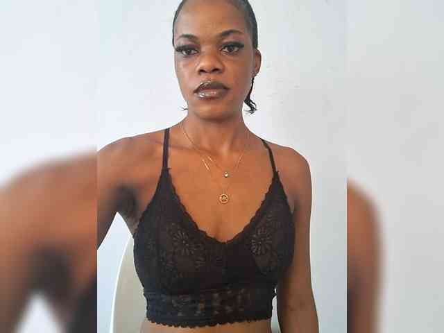 GlobeTrottieHottie1 webcam