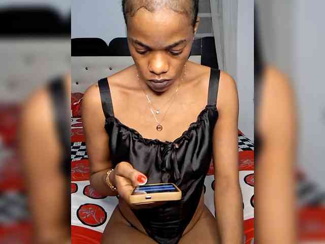 GlobeTrottieHottie1 webcam