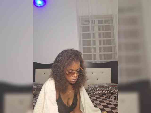 GlobeTrottieHottie1 webcam