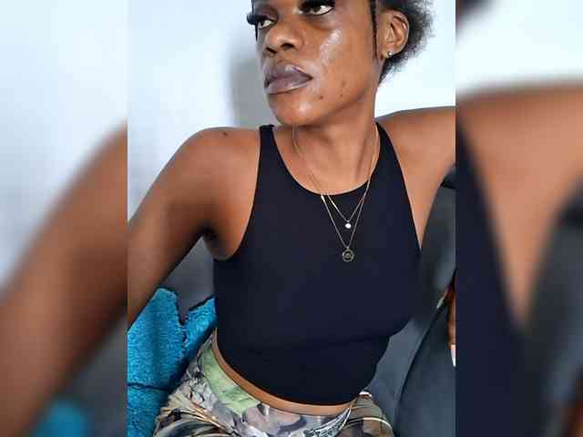 GlobeTrottieHottie1 webcam