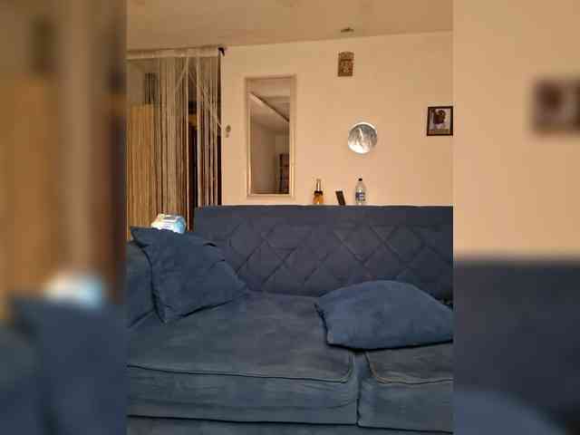 GlobeTrottieHottie1 webcam