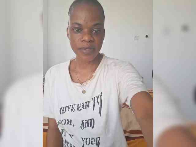 GlobeTrottieHottie1 webcam