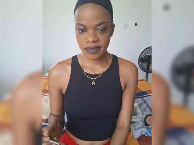 GlobeTrottieHottie1 webcam