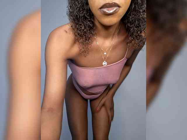 GlobeTrottieHottie1 webcam