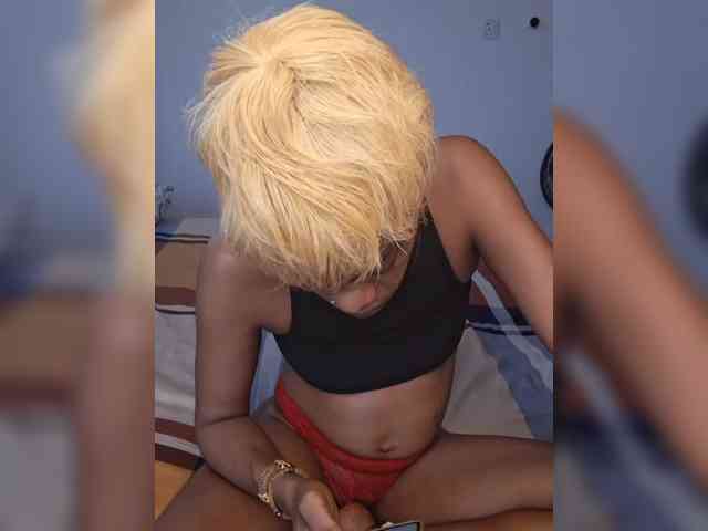 GlobeTrottieHottie1 webcam