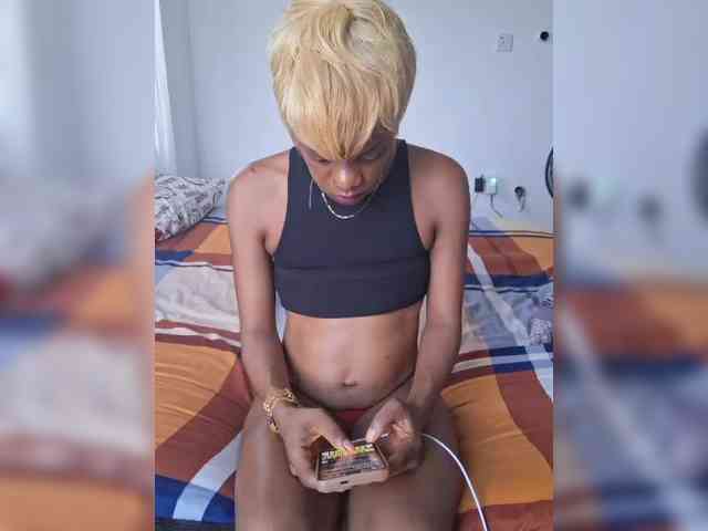 GlobeTrottieHottie1 webcam