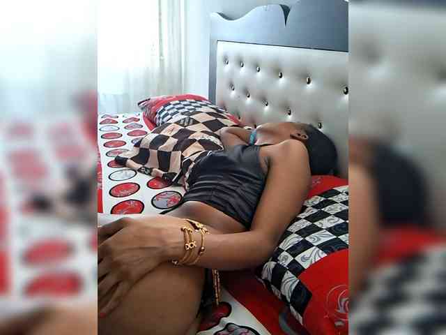 GlobeTrottieHottie1 webcam