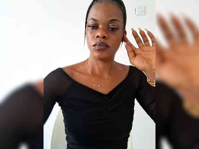 GlobeTrottieHottie1 webcam