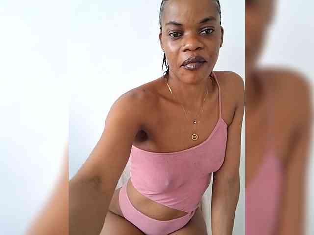 GlobeTrottieHottie1 webcam