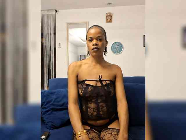 GlobeTrottieHottie1 webcam