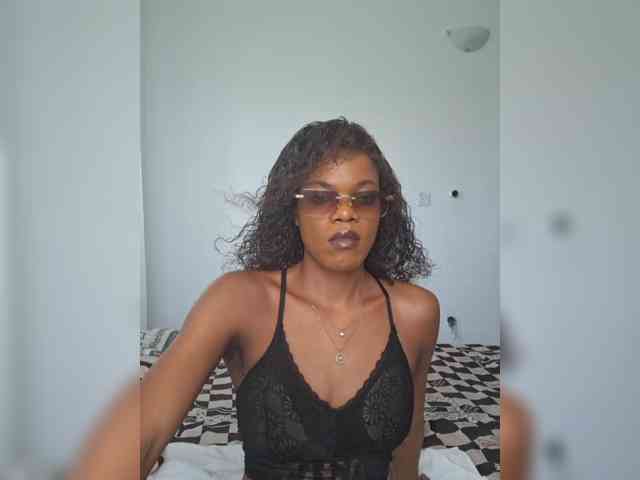 GlobeTrottieHottie1 webcam