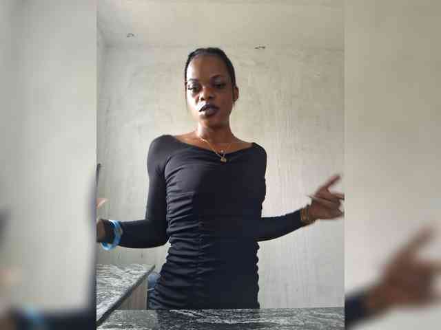 GlobeTrottieHottie1 webcam