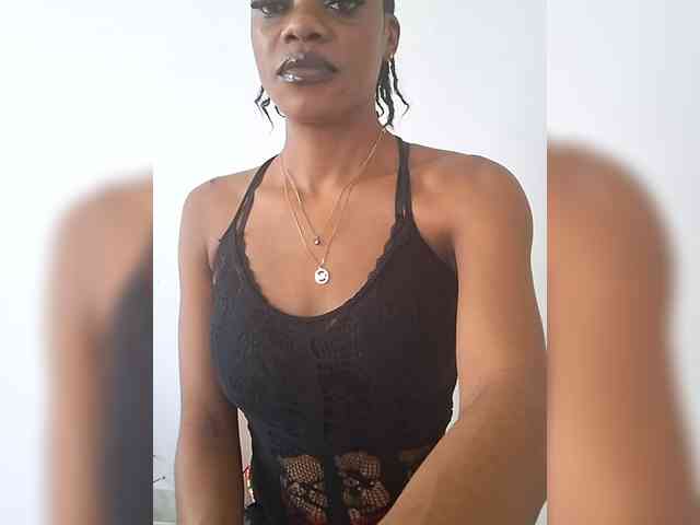 GlobeTrottieHottie1 webcam