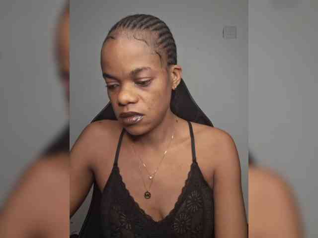 GlobeTrottieHottie1 webcam