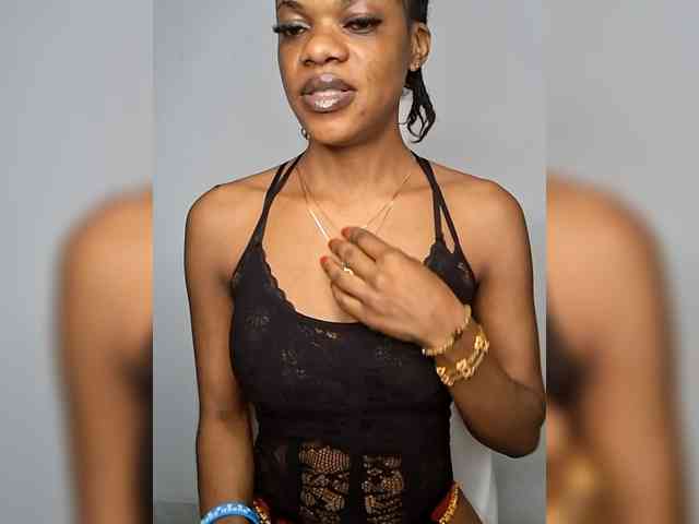 GlobeTrottieHottie1 webcam