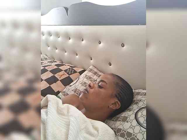 GlobeTrottieHottie1 webcam