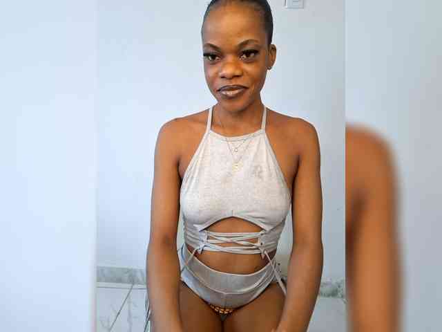 GlobeTrottieHottie1 webcam