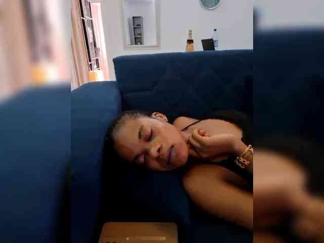 GlobeTrottieHottie1 webcam