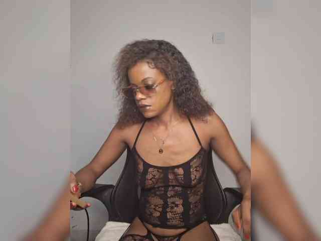 GlobeTrottieHottie1 webcam